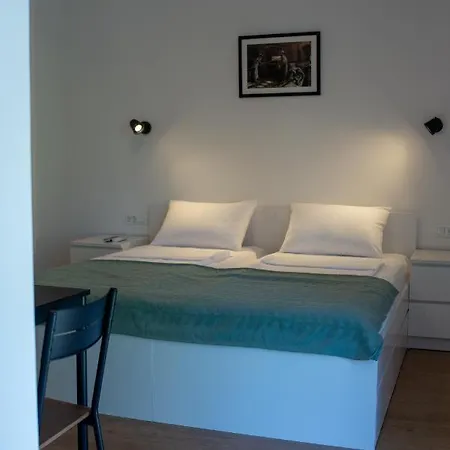 Πανσιόν Pansion Hukic