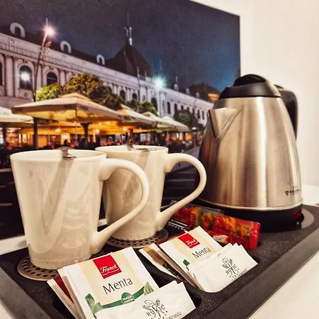 Πανσιόν Pansion Hukic 4*